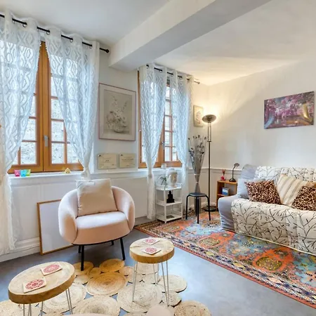 Apartment Valere Nid D'amour Pour 2 Proche Cathedrale