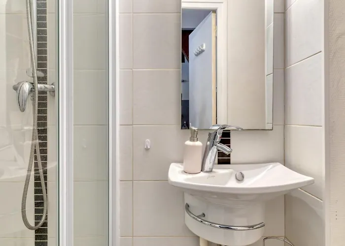 Valere Nid D'amour Pour 2 Proche Cathedrale * Rouen